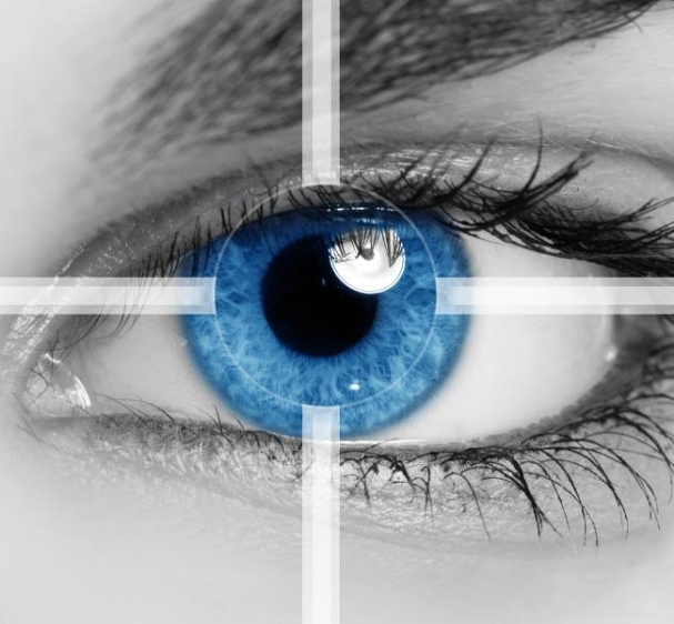 عمليات زراعة العدسات